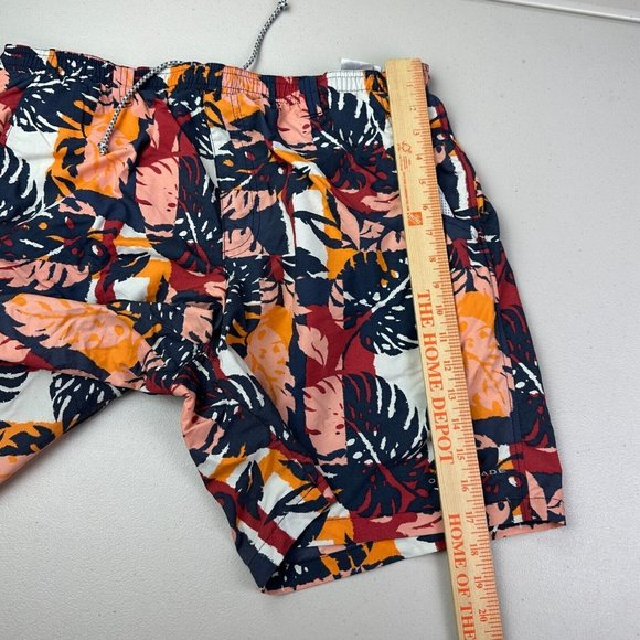 Columbia PFG Men's Size Large Board Shorts all over print Beach Used - Picture 10 of 11